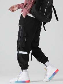 Manfinity EMRG 秋季男士宽松丝带翻盖口袋工装裤