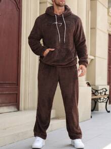 Manfinity Homme 2pcs Casual Men Plus Size Letter Embroidered Kangaroo Pocket Hooded Teddy Sweatshirt And Pants Set - Brown - View 4