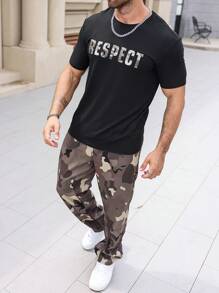 Manfinity Homme Bộ quần áo thun cổ tròn tay ngắn in họa tiết camo cỡ lớn cho nam và quần bỏ túi - Nhiều màu - Xem 4