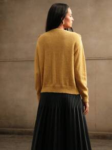 Anewsta Women's Elegant V-Neck Handmade Flower Knit Cardigan