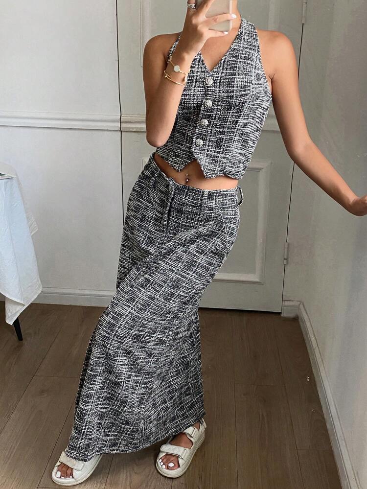2pcs Women's Summer Plaid Button Halter Top & Pocketed Midi Skirt Casual Set