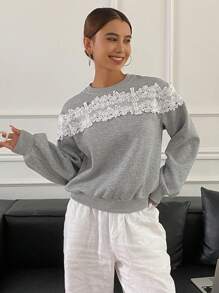 DAZY Áo nỉ dài tay cổ tròn ren tương phản cỡ lớn dành cho nữ, Quần áo mùa thu dành cho nữ - Xám - Xem 4