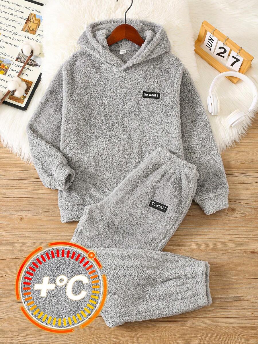 SHEIN 2 件套 Tween 男童冬季简约字母图案连帽衫和柔软羊毛睡衣套装 - 淺灰色 - 查看 1