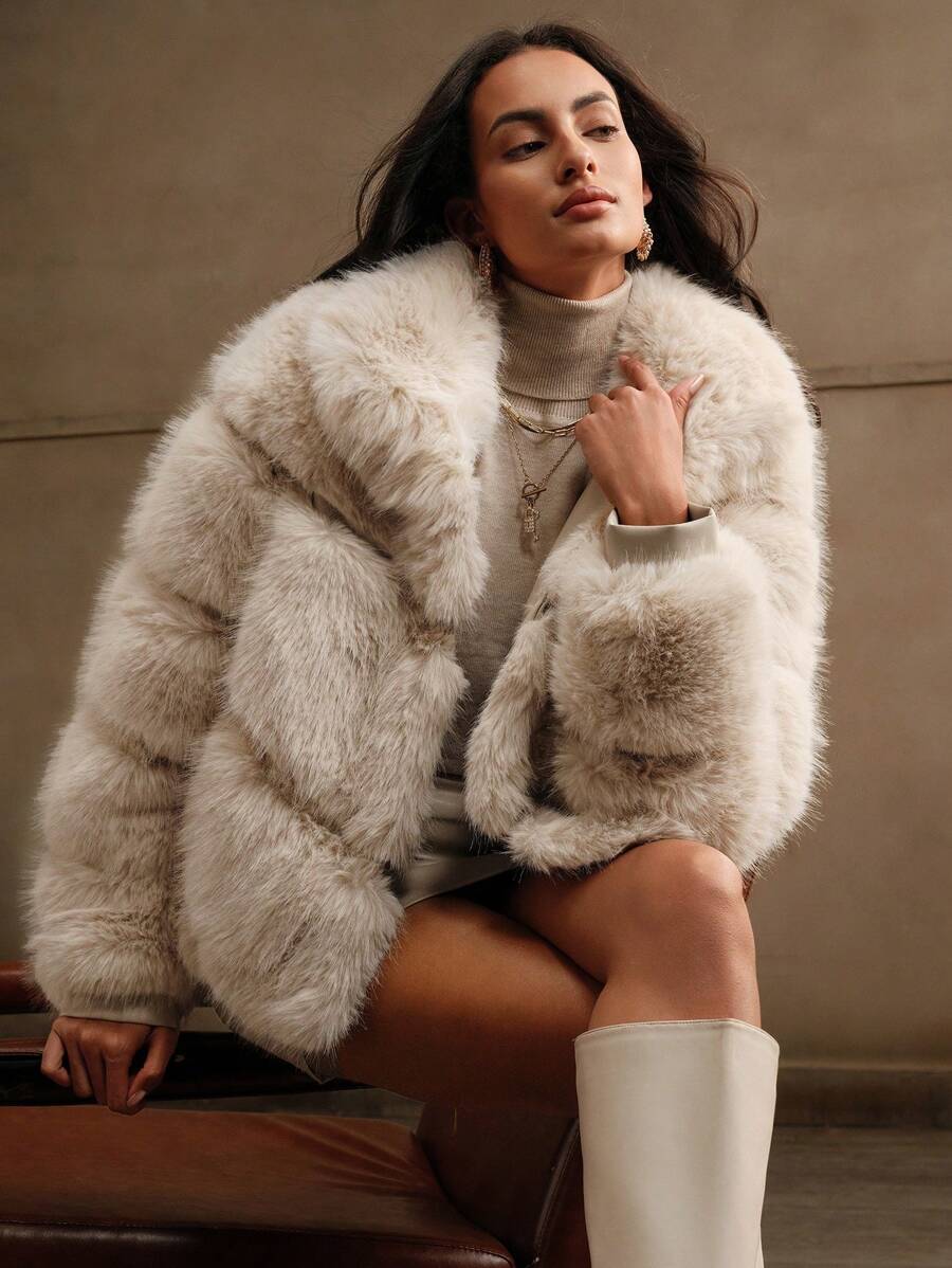 Anewsta 女士厚块拼接蓬松毛绒大衣 - 米色 - 查看 1