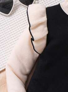 Emery Rose Kids Emery Rose Kids 年轻女孩荷叶边拼色 A 字形毛衣裙，非常适合秋冬季休闲日常穿着和学校日常穿着