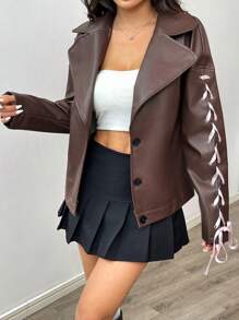 Flirla Chaqueta regular con detalle de cordón en el cuello de PU