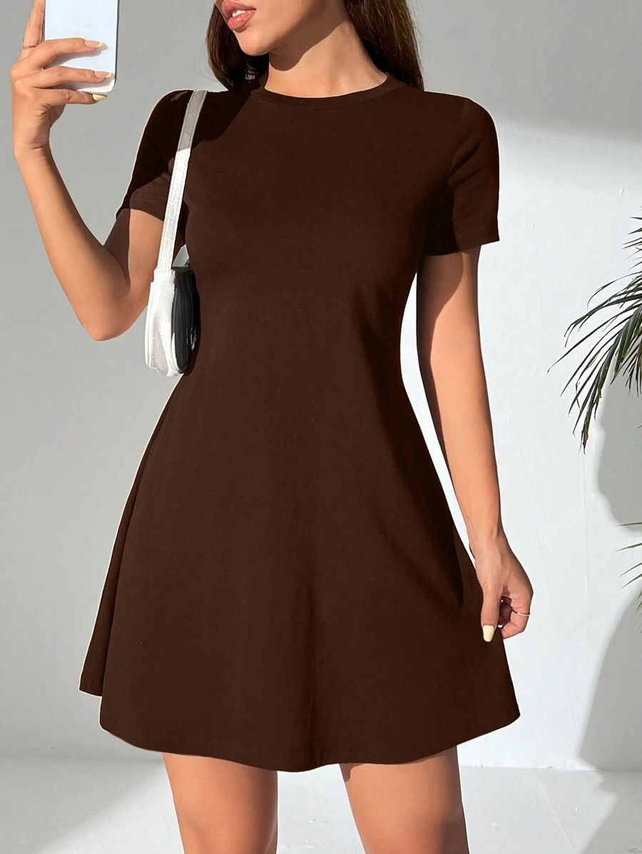 SHEIN PETITE 女款休閒純色短袖洋裝,夏季,小個女款 - 棕色 - 查看 1