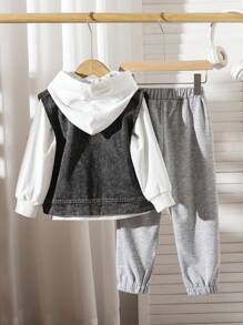 SHEIN 3 buc. Vestă casual de blugi pentru băieți, cu plasture 3D zâmbitoare, hanorac alb și pantaloni de trening gri, potrivit pentru toamnă/iarnă, ținute zilnice, școală, adunări de familie, îmbrăcăminte de stradă