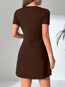 SHEIN PETITE 女款休閒純色短袖洋裝，夏季，小個女款 - 棕色 - 查看 2
