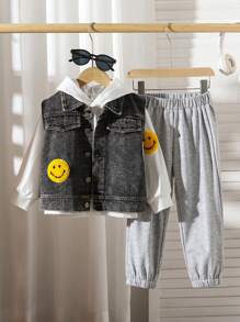 SHEIN 3 buc. Vestă casual de blugi pentru băieți, cu plasture 3D zâmbitoare, hanorac alb și pantaloni de trening gri, potrivit pentru toamnă/iarnă, ținute zilnice, școală, adunări de familie, îmbrăcăminte de stradă