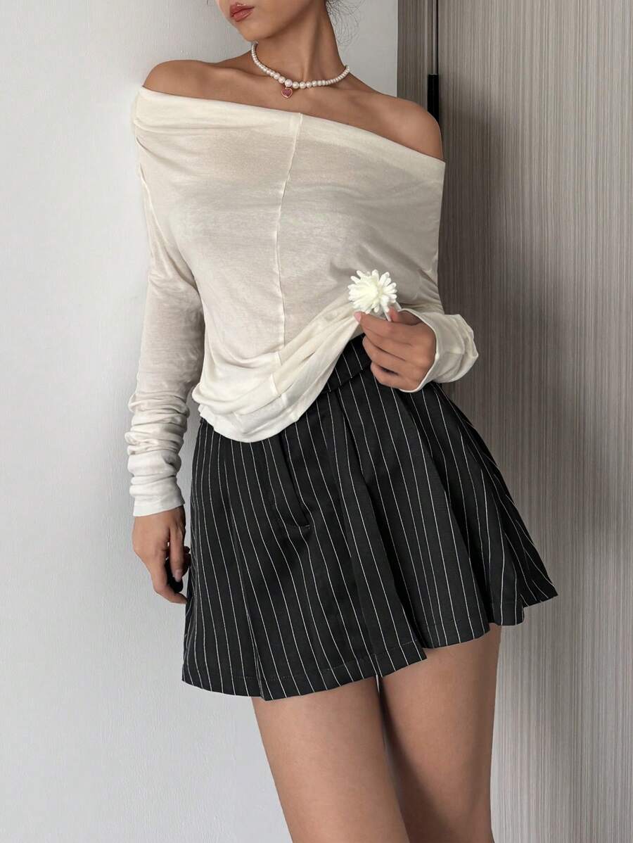 SHEIN Frenchy Women's Contrast Striped Print Casual Pleated Shorts Summer - Light Grey - View 1