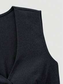 Sweetra Women Casual Commuter Buttoned Fitted Sleeveless Suit Vest