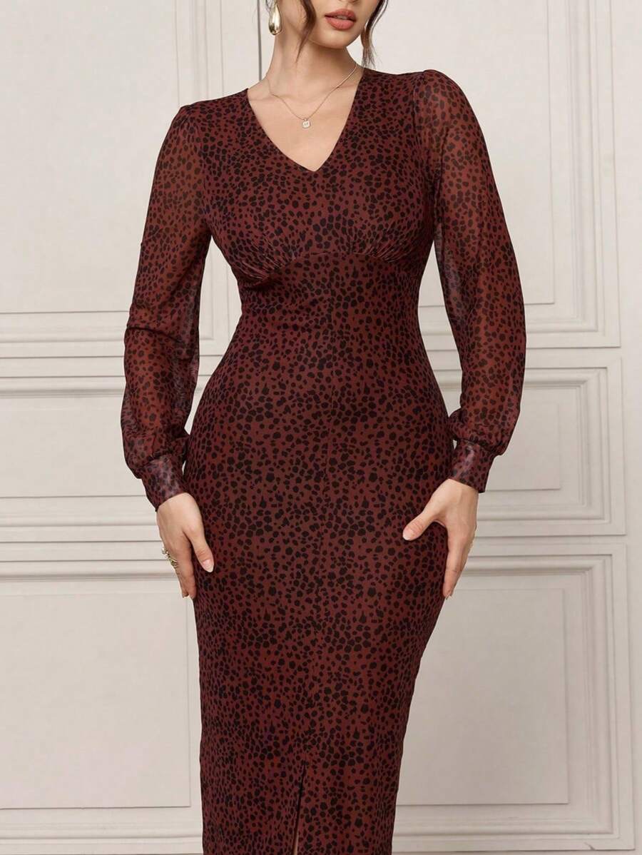 Modelyn 全身印花 V 领长袖网眼连衣裙超长女士装长款晚礼服