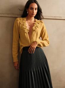 Anewsta Women's Elegant V-Neck Handmade Flower Knit Cardigan