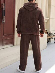 Manfinity Homme 2pcs Casual Men Plus Size Letter Embroidered Kangaroo Pocket Hooded Teddy Sweatshirt And Pants Set - Brown - View 2