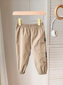 SHEIN 男婴卡其色多口袋字母印花休闲工装裤，适合春季、秋季、冬季 - 街头装、休闲装、运动装 - 卡其色 - 查看 5