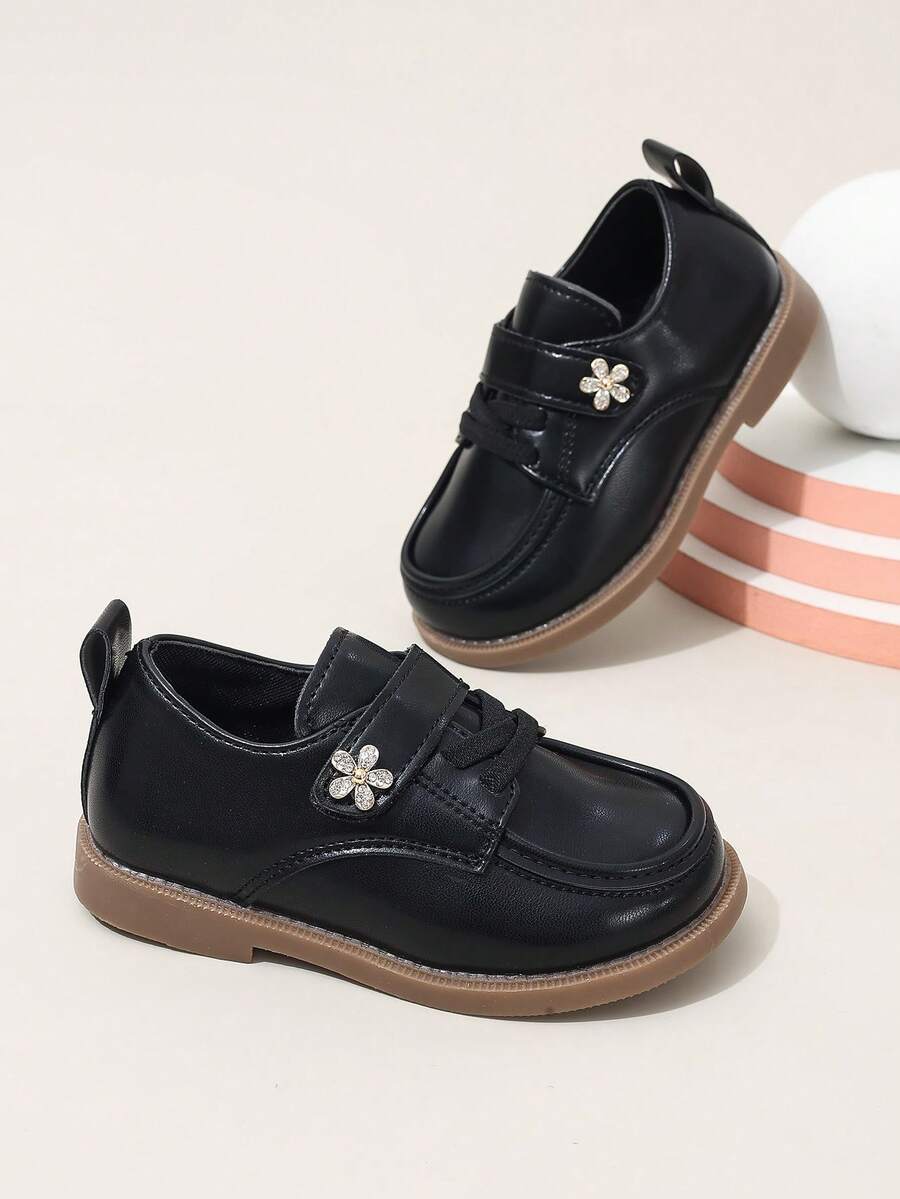 1 Pair Girls' Hook And Loop Casual Flat Shoes, Suitable For Spring And Summer - Black - View 1