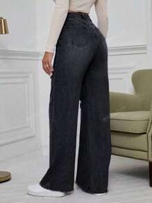 Jeans taille haute déchirés et fuselés de type mom pour femmes