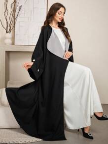 Al Najma Contrast Color Batwing Sleeve Elegant Long Modest Abaya