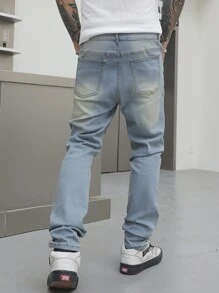 Manfinity LEGND Men's Distressed Pocket Detail Straight Leg Jeans - Light Wash - View 2