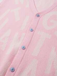 Manfinity Hypemode 男士正面纽扣长袖衬衫，简单字母印花，休闲日常穿着