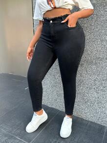 SHEIN Essnce 大码弹力修身九分牛仔裤，黑色镂空设计，适合圣诞节、感恩节、返校节、冬季等场合穿着，牛仔女郎抓绒面料 - 黑色 - 查看 4