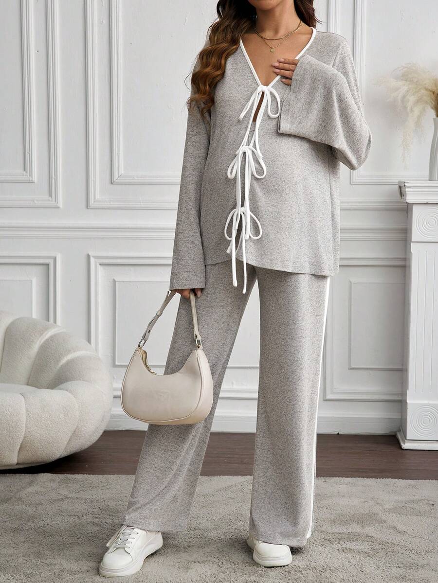 SHEIN 2pcs Maternity Contrast Binding Knot Front Flare Sleeve Top And