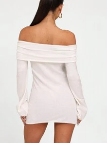 فستان صيفي قصير ناعم عصري لون سادة عارية الكتفين للنساء - أبيض - مشاهدة 2