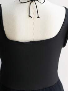 SHEIN EZwear Plus Size Women Casual Sleeveless Top, Black Square Neck, A-Line Ruffled Mesh Hem, Moisture Wicking, Quick Dry, Lightweight, Comfortable, Solid Color Jumpsuit With Pockets, Suitable For Outdoor, Yoga, Fitness