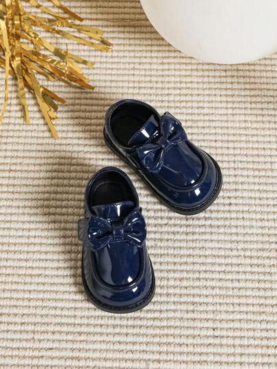 秋冬时尚小女孩蝴蝶结校园平底鞋