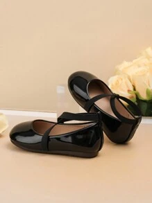 婴幼儿时尚百搭黑色平底鞋