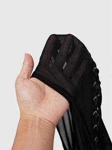 ROMWE Goth Blusa de malla para mujer con cordón en la cintura y mangas acampanadas con agujeros para mirar - Negro - Ver 7