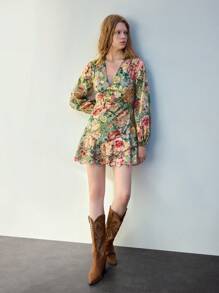 Maija V-Neck Floral Print Elegant Long Sleeve Spring/Summer Casual Mini Dress, Suitable For Vacation & Beach