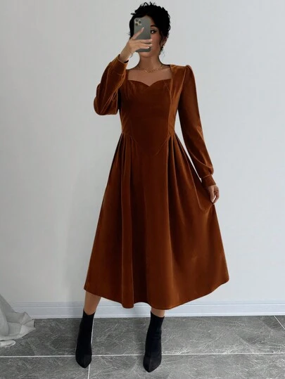 Chiquease 秋季复古宫廷风格泡泡袖修腰长袖喇叭下摆女式秋冬连衣裙，棕色