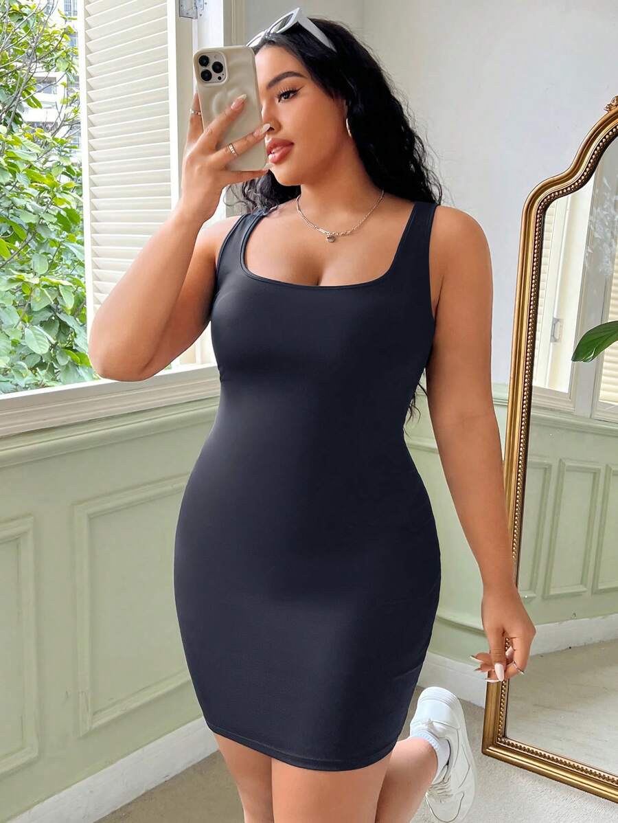 SHEIN EZwear 夏季大码纯色紧身无袖连衣裙