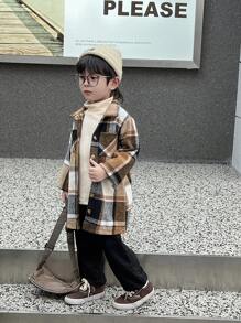 SHEIN 1set Young Boy Classic English Plaid Shirt With Black Pants, The Brown Tone Plaid Design Has A Retro Feel While Maintaining A Modern Minimalist Fashion, Decorated With Pockets And Buttons, Practical And Decorative, Suitable For Casual, Outdoor Use, Autumn & Winter