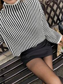 Chiquease Áo len dệt kim cổ cao tay dài cỡ lớn cho nữ mùa thu đông - Đen và trắng - Xem 4