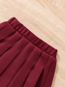 SHEIN Elladie kids 年轻女孩纯色褶皱简约 A 字裙，休闲日常穿着 - 酒紅色 - 查看 4