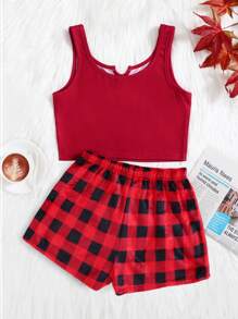 SHEIN Tween Girl 2pcs Christmas Simple Cozy V-Neck Camisole & Plaid Pattern Reversible Flannel Shorts Comfy Sleepwear Set