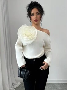 Chiquease 女式长袖纯色不对称领花卉贴花褶皱设计衬衫单肩上衣