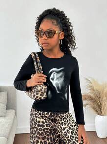 SHEIN Tween Girls' Fitted Casual Long Sleeve T-Shirt With Blurry Skull Pattern And Round Neckline