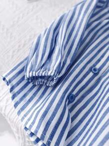 SHEIN LMoss Kids LMoss 10 件秋季和 5 件冬季少女编织条纹翻领宽松休闲衬衫，蓝色和白色