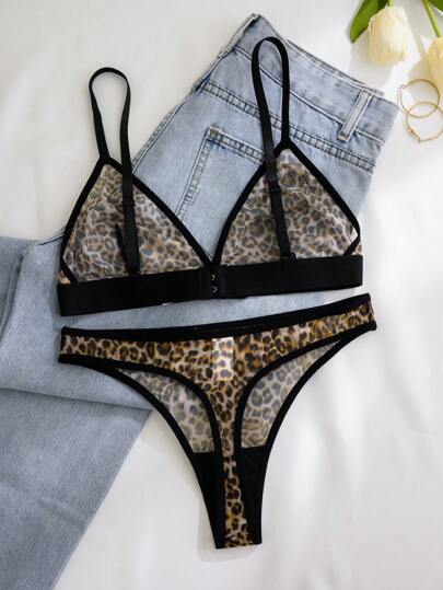 Bare Chapter Women Verleidelijke Lingerie Set (Wireless Bra, String) ClassicAnimalPrint view 5