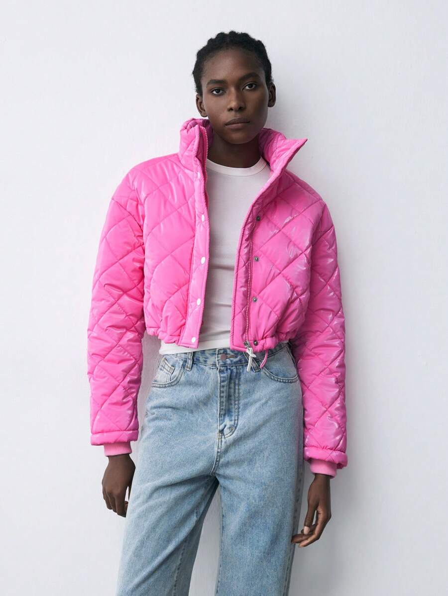 Maija 女士冬季时尚纯色菱形绗缝立领短款棉服外套 - 粉色 - 查看 1