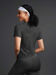 Powerista Active Gym 图案短款 T 恤衫 - 黑色 - 查看 2