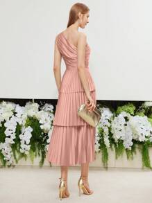 MOTF PREMIUM VESTIDO LARGO CON Body FRUNCIDO DE UN SOLO HOMBRO Y BAJO PLISADO EN CAPAS