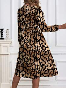 SHEIN Clasi 优雅豹纹修身休闲女式长袖连衣裙，秋冬 - 卡其色 - 查看 2