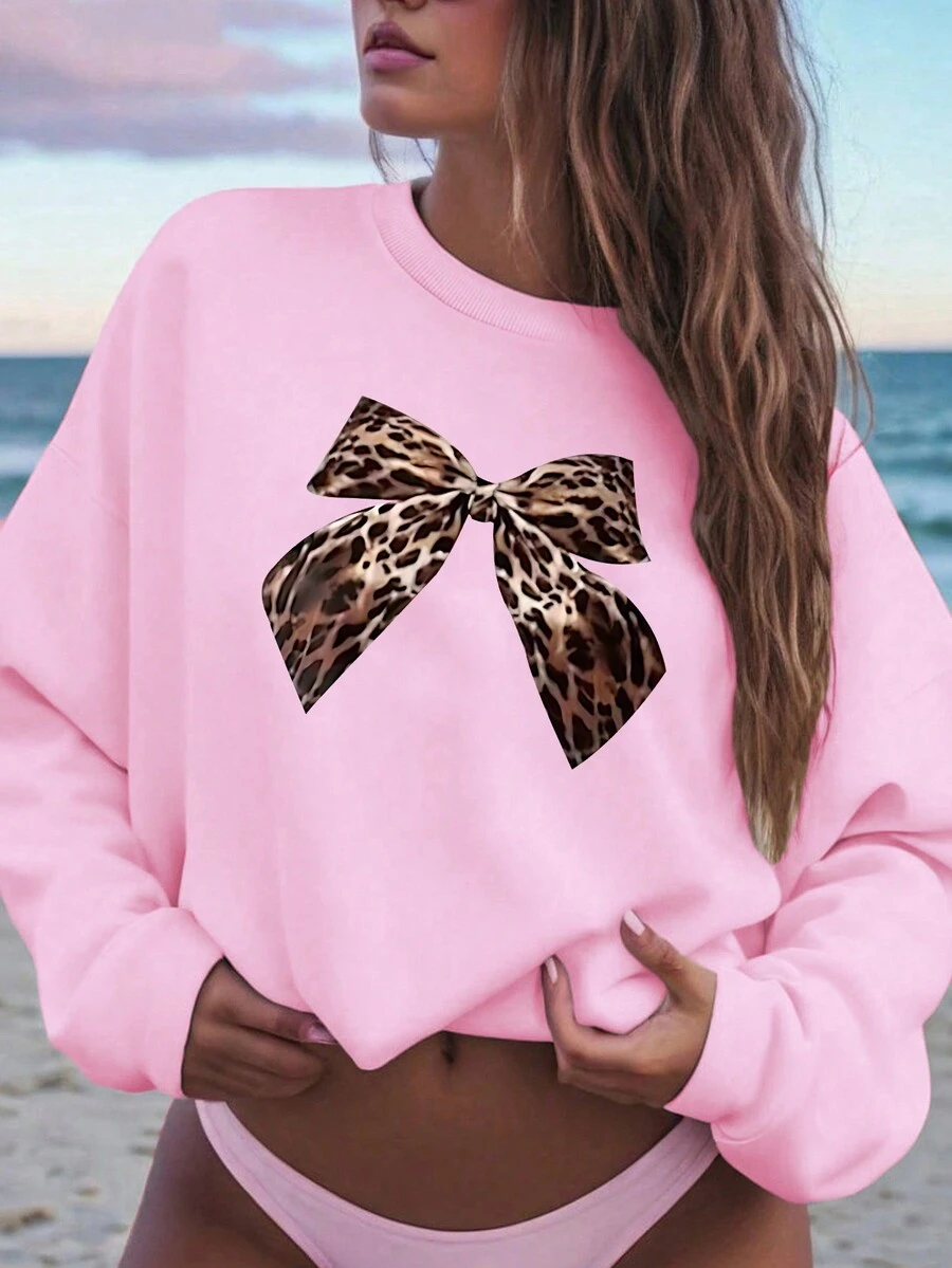 SHEIN EZwear 女式豹纹蝴蝶结印花休闲圆领落肩长袖运动衫，秋冬 - 粉色 - 查看 1