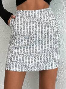 RueChic Elegant Ladies All-Over Print Skirt With Pockets - Black and White - View 5