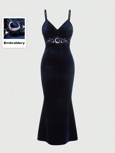 Hippie Women's Moon And Star Embroidered Mermaid Hem Spaghetti Strap Dress